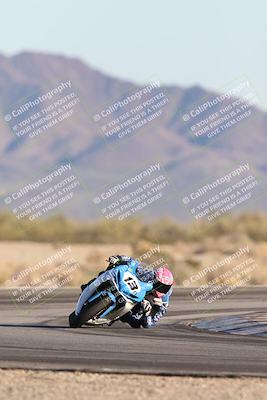 media/Dec-07-2025-CVMA (Sun) [[3e7d2de5dc]]/Race 16-Formula Middleweight/